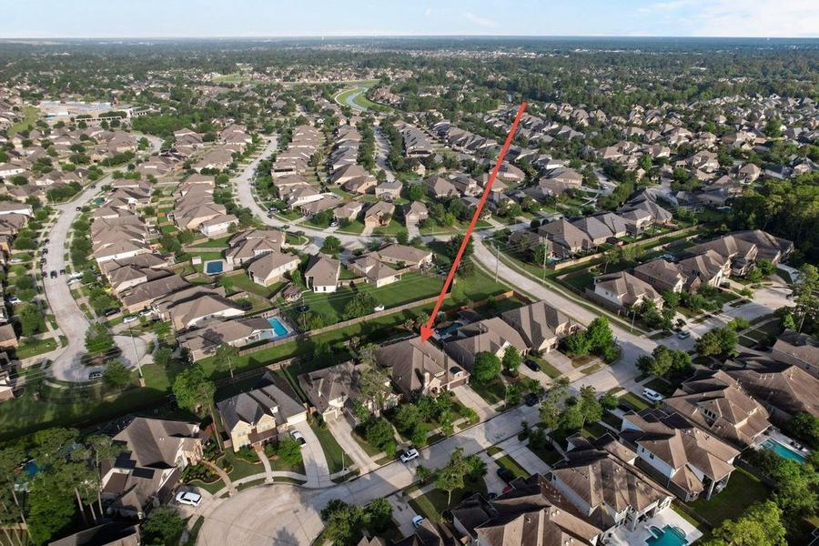 Aerial view of 17215 Inyo National Dr and the surrounding neighborhood