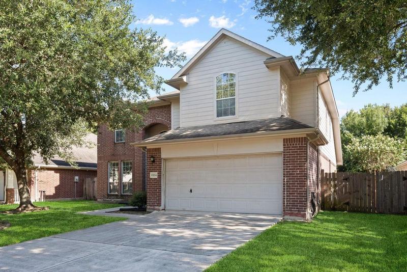 15214 Sky Brook Ln, Houston, TX 77044